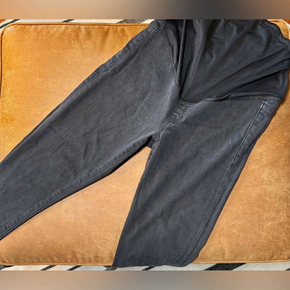 Madewell | Maternity Over-the-Belly Skinny Jeans in Black Sea | Women's Size 28 - Picture 3 of 7